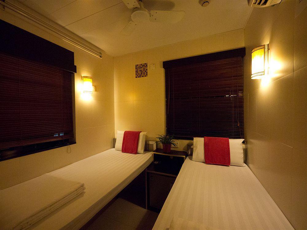 New Fortunate Guest House A1 Hong Kong Exterior photo